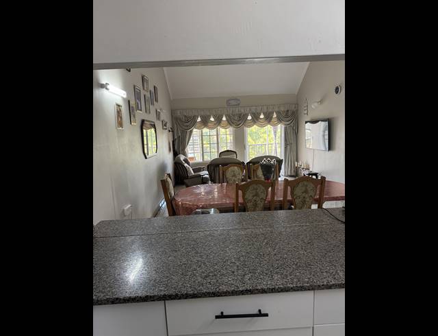 2 BEDROOM SECTIONAL TITLE FOR SALE IN MALVERN